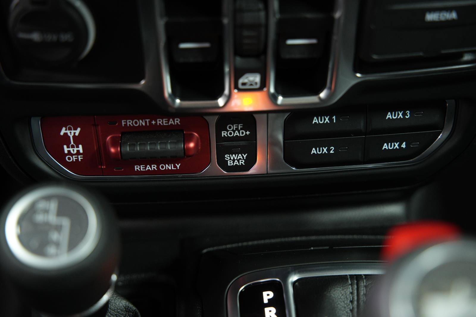 Used 2024 Jeep Wrangler Unlimited Rubicon w/ Convenience Group AWD/4WD image 40
