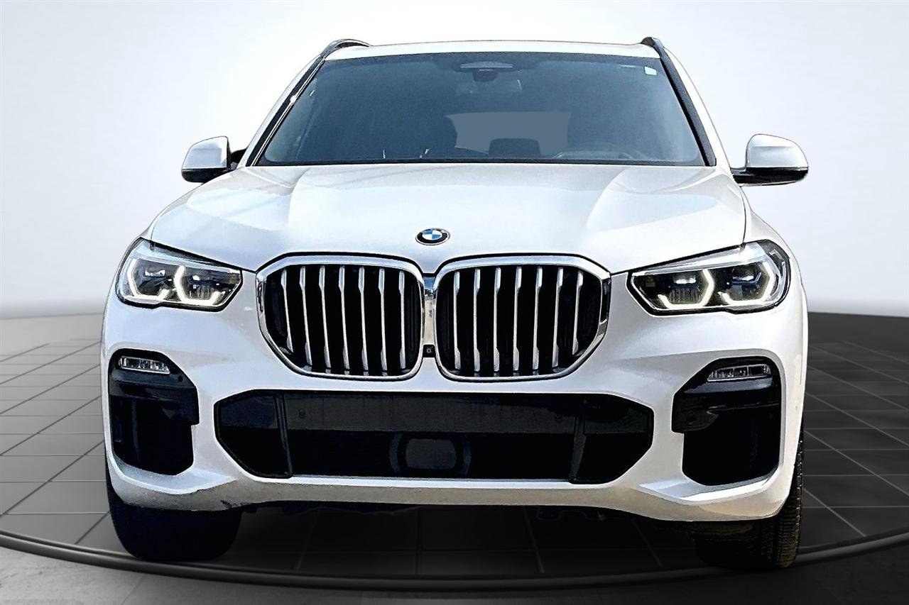 Used 2019 BMW X5 xDrive50i w/ M Sport Package AWD/4WD image 2