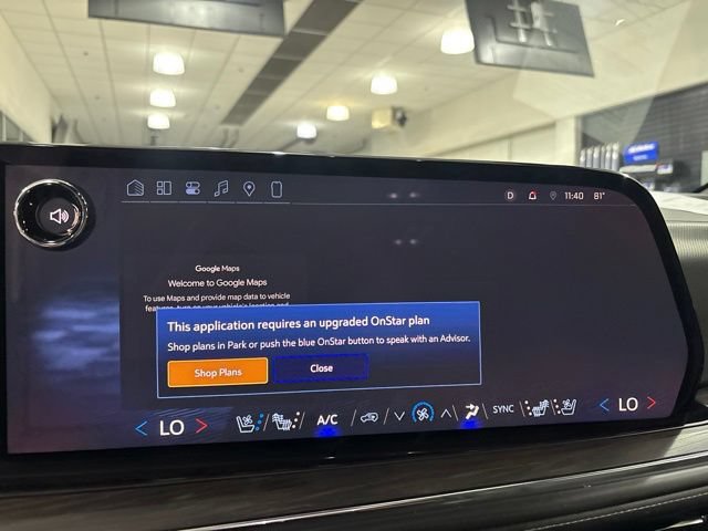Used 2025 Chevrolet Suburban Premier AWD/4WD image 28