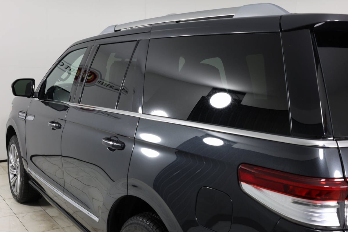 Used 2023 Lincoln Navigator Reserve AWD/4WD image 52
