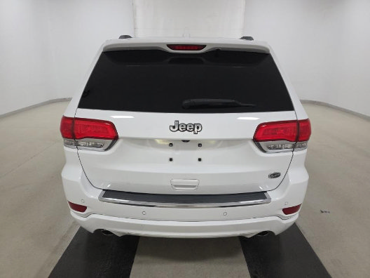 Used 2016 Jeep Grand Cherokee Overland RWD image 5