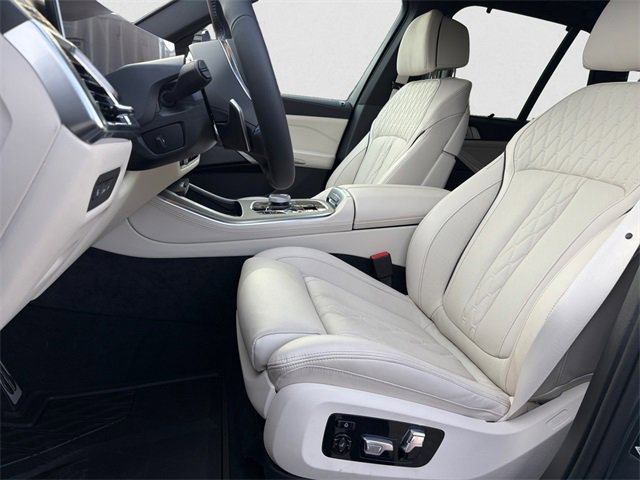 New 2026 BMW X5 M60i image 10