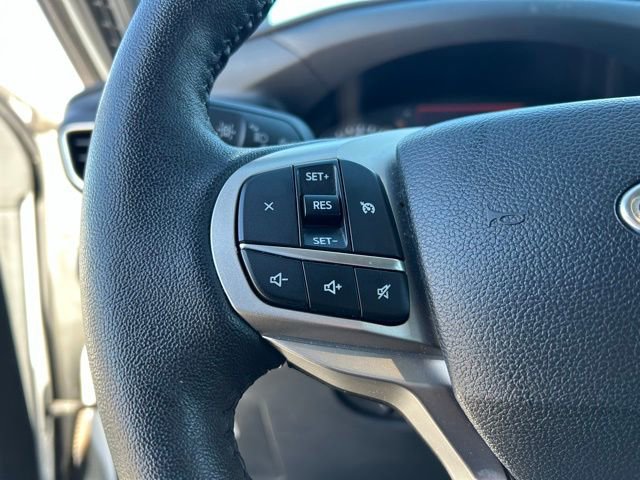 Used 2024 Ford Explorer XLT w/ Equipment Group 202A image 13