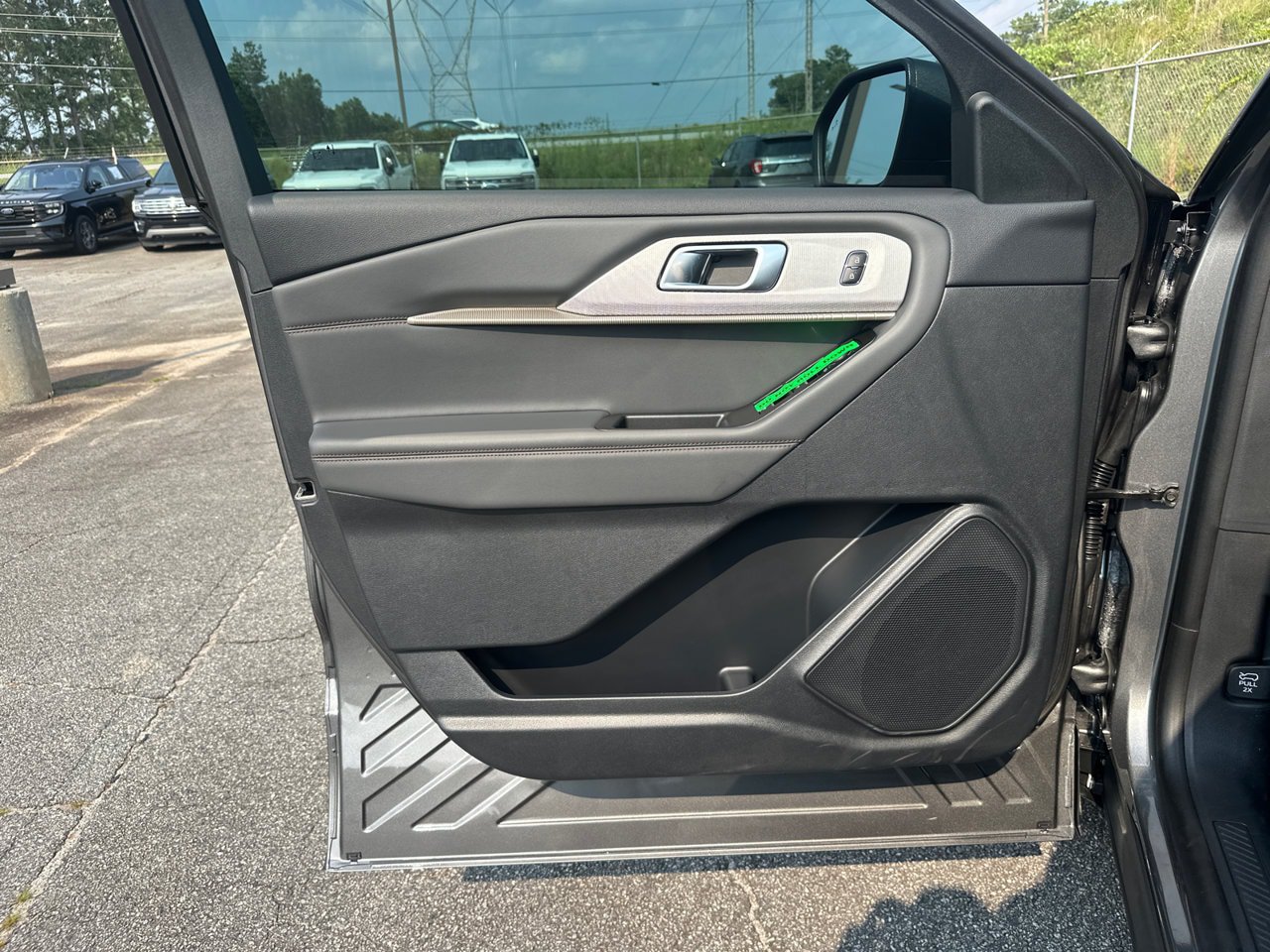 New 2026 Ford Explorer Active w/ Active Comfort Package RWD image 10