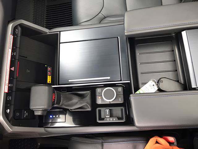 Used 2025 Toyota Tundra Platinum w/ TRD Off-Road Package image 18