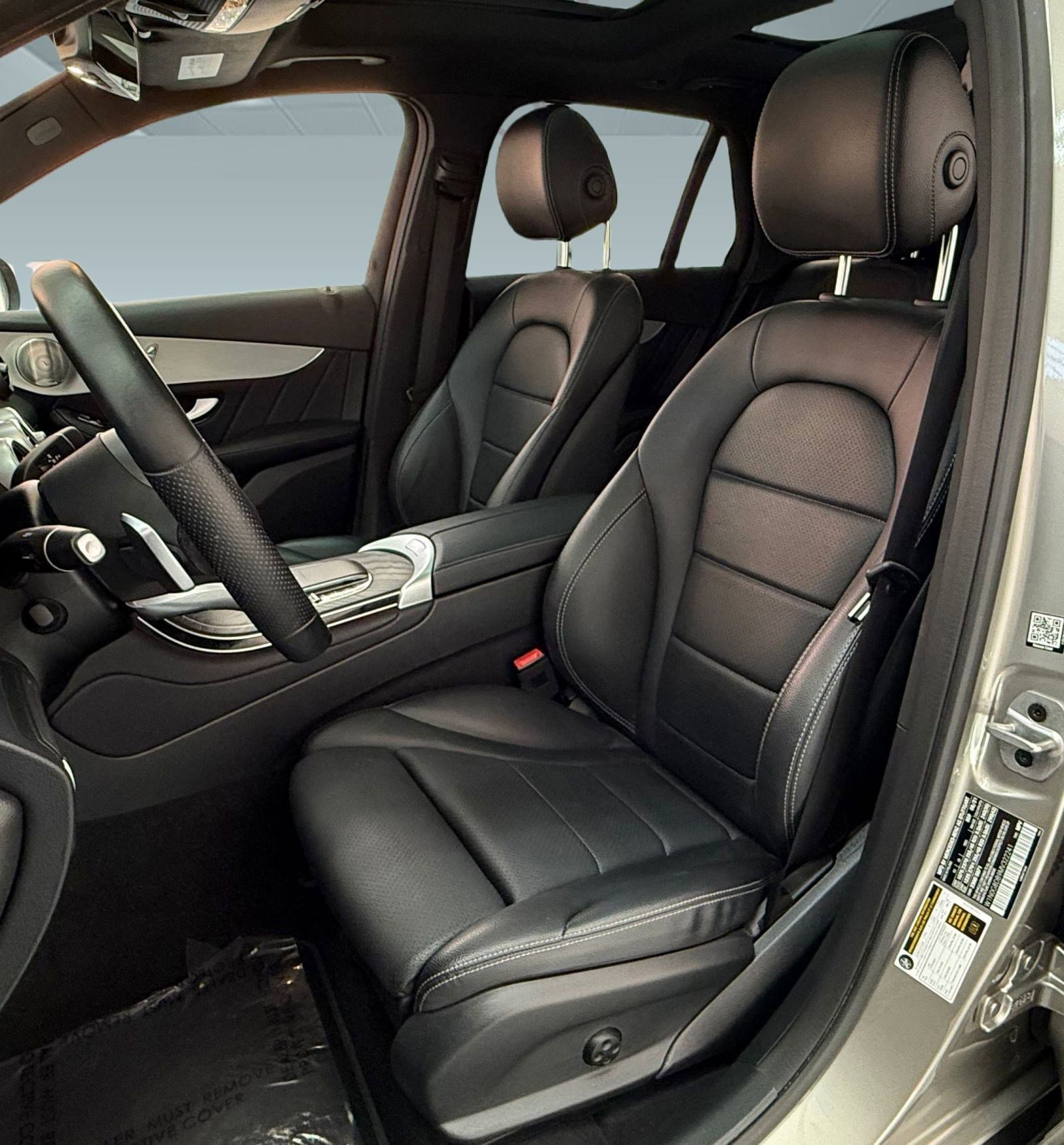 Certified 2021 Mercedes-Benz GLC 300 image 5