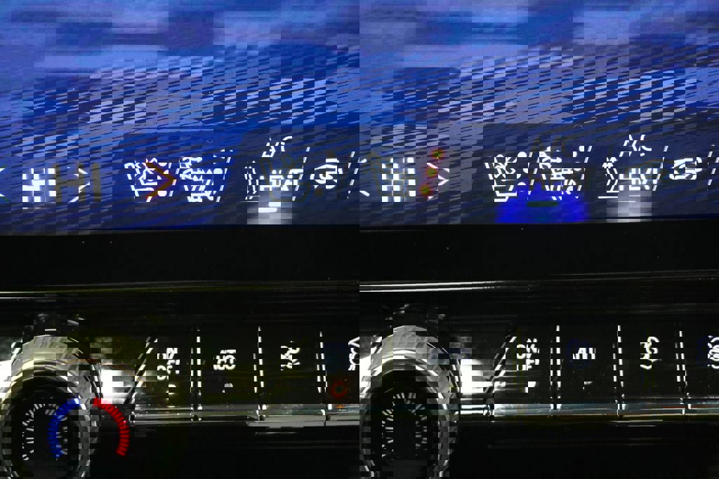 Used 2024 Chevrolet Blazer EV RS image 24