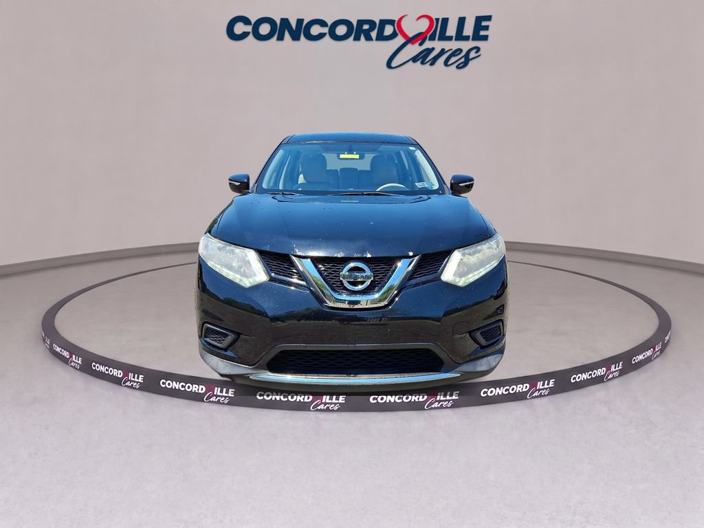 Used 2015 Nissan Rogue S AWD/4WD image 2