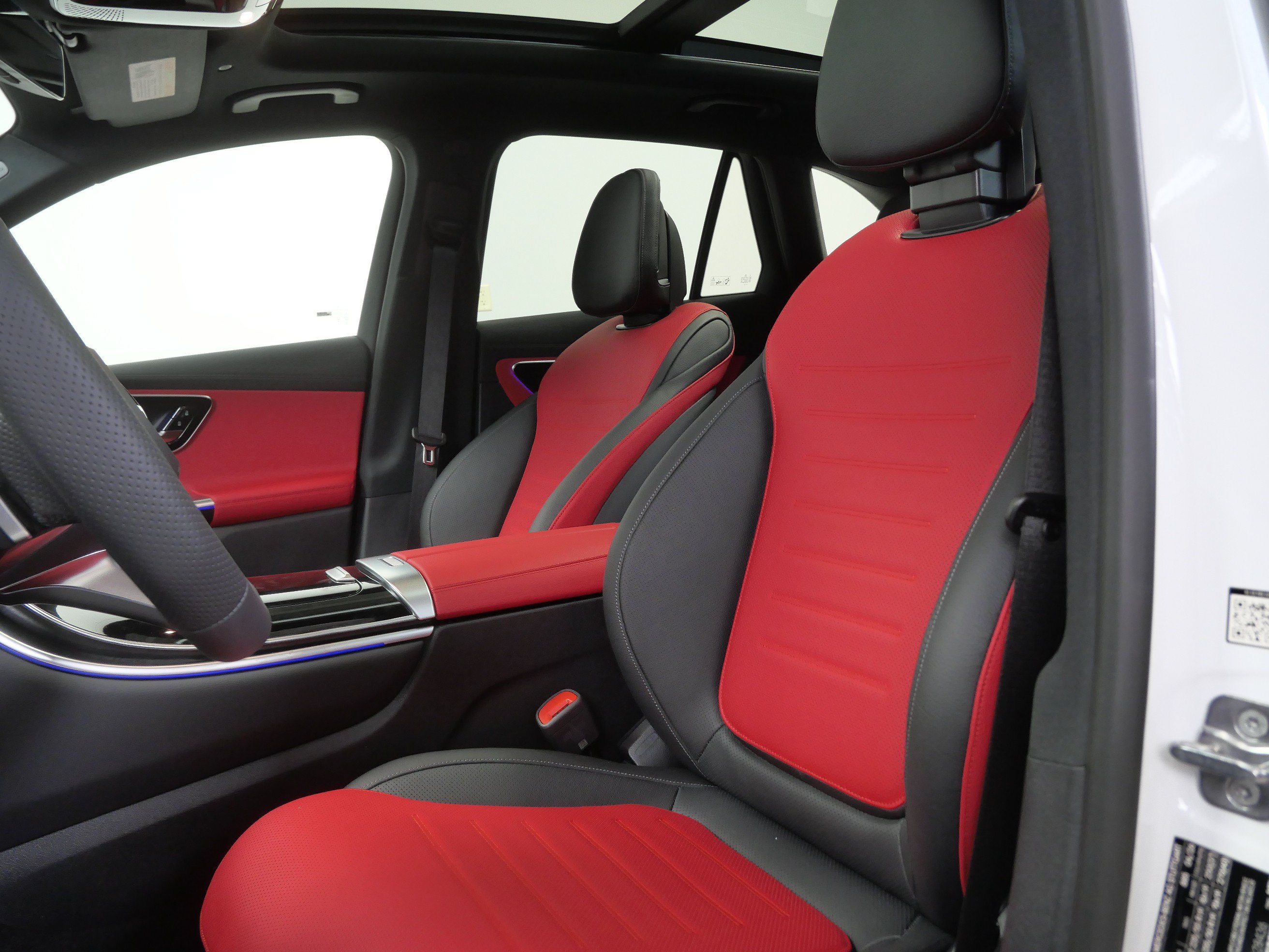New 2026 Mercedes-Benz GLC 300 4MATIC image 8