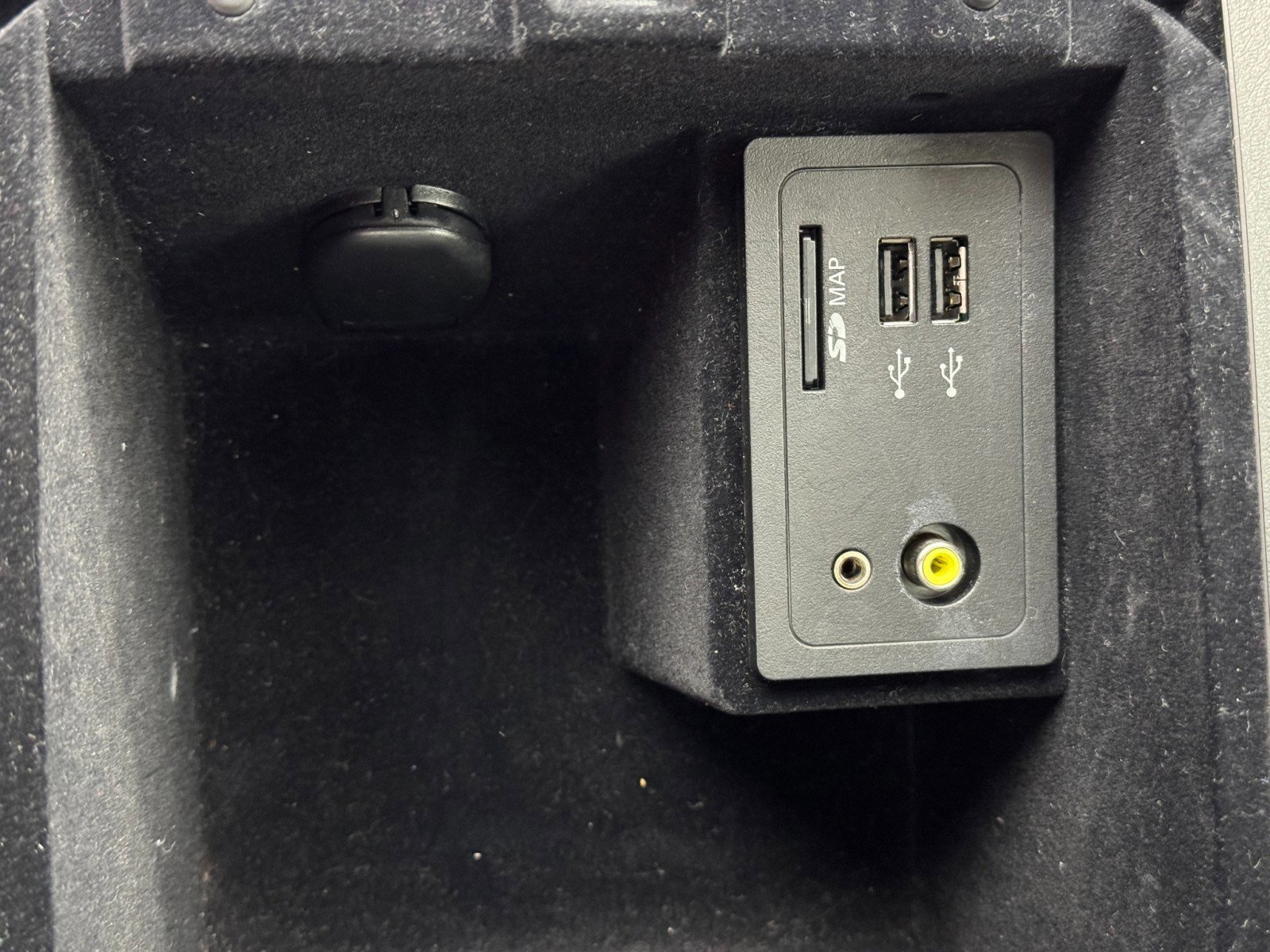 Used 2017 INFINITI Q50 3.0t Premium w/ 3.0T Premium Plus Package image 34