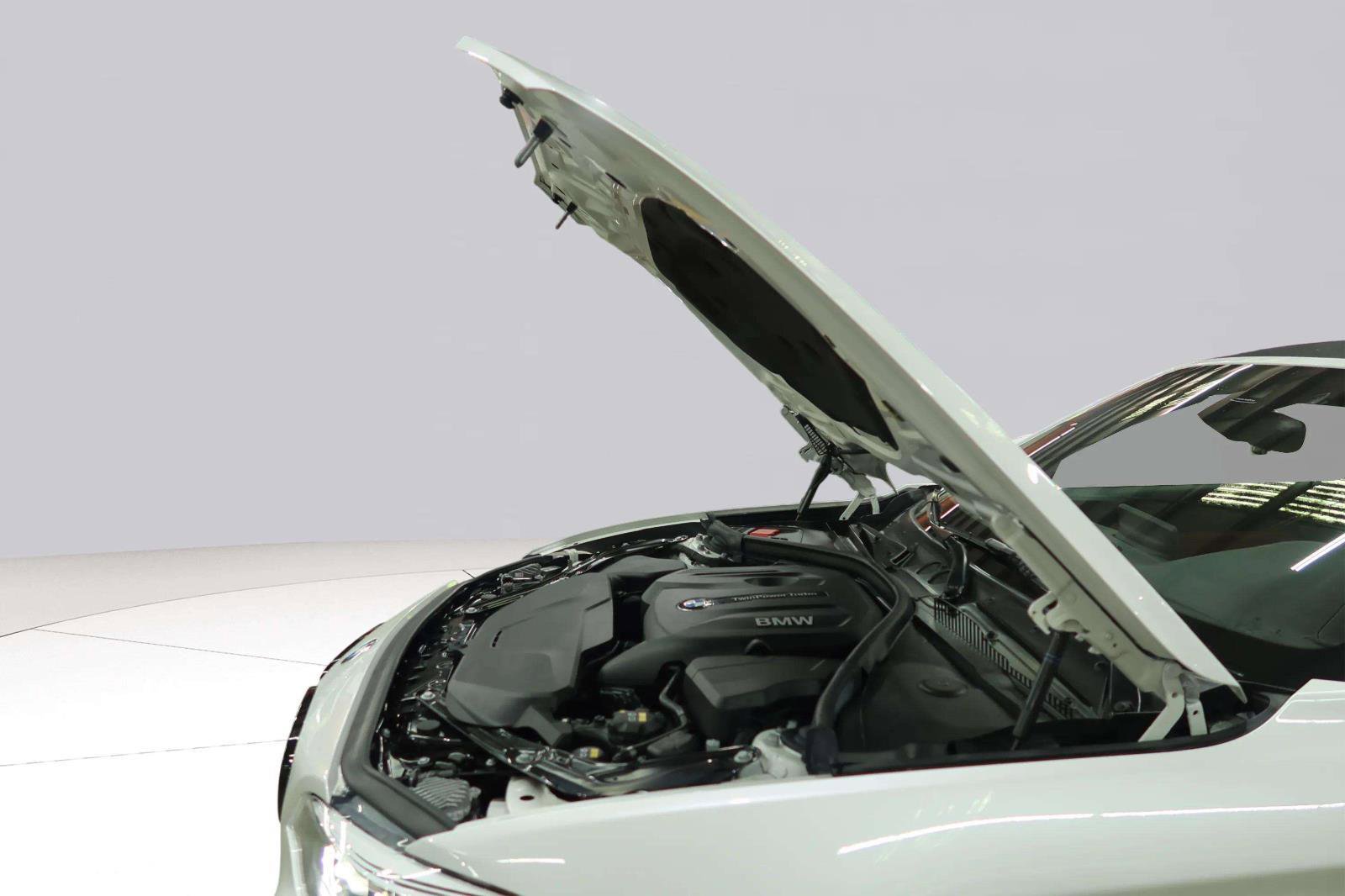 Used 2020 BMW 230i Convertible w/ Premium Package RWD image 42