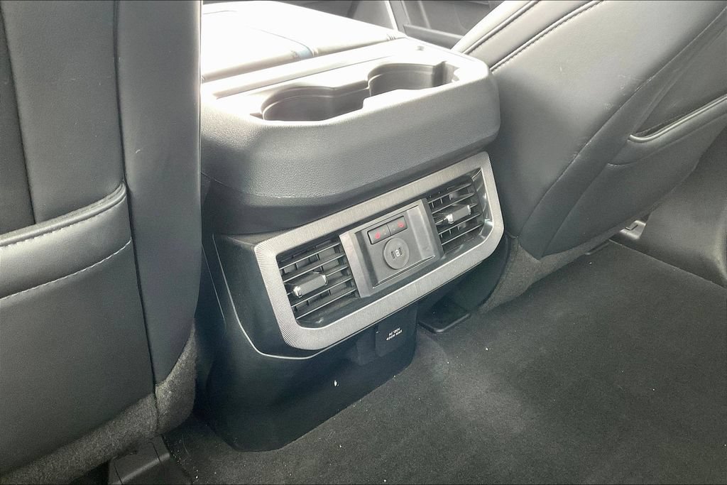 Used 2025 Ford F450 Platinum AWD/4WD image 22