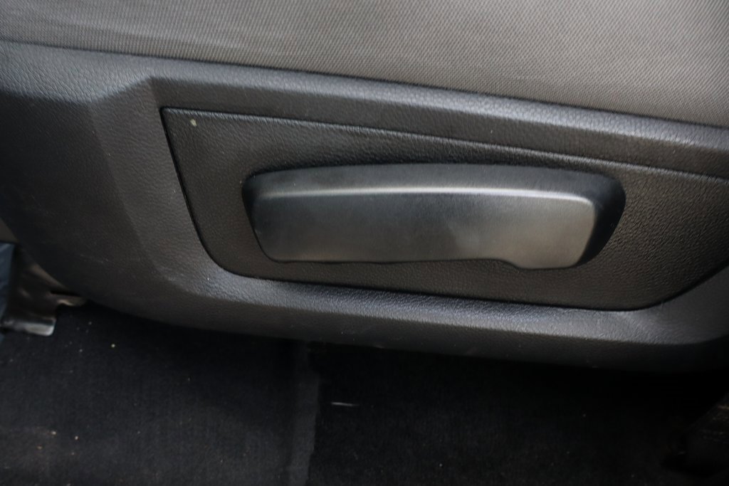 Used 2015 RAM 3500 Tradesman w/ Chrome Appearance Group image 19