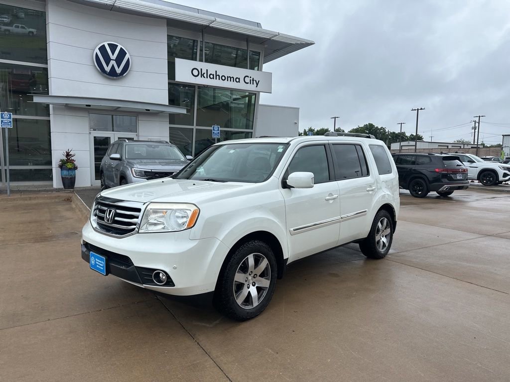 Used 2015 Honda Pilot Touring image 1