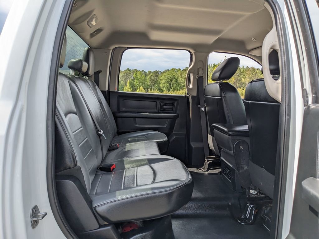 Used 2022 RAM 1500 Tradesman w/ Chrome Appearance Group AWD/4WD image 36