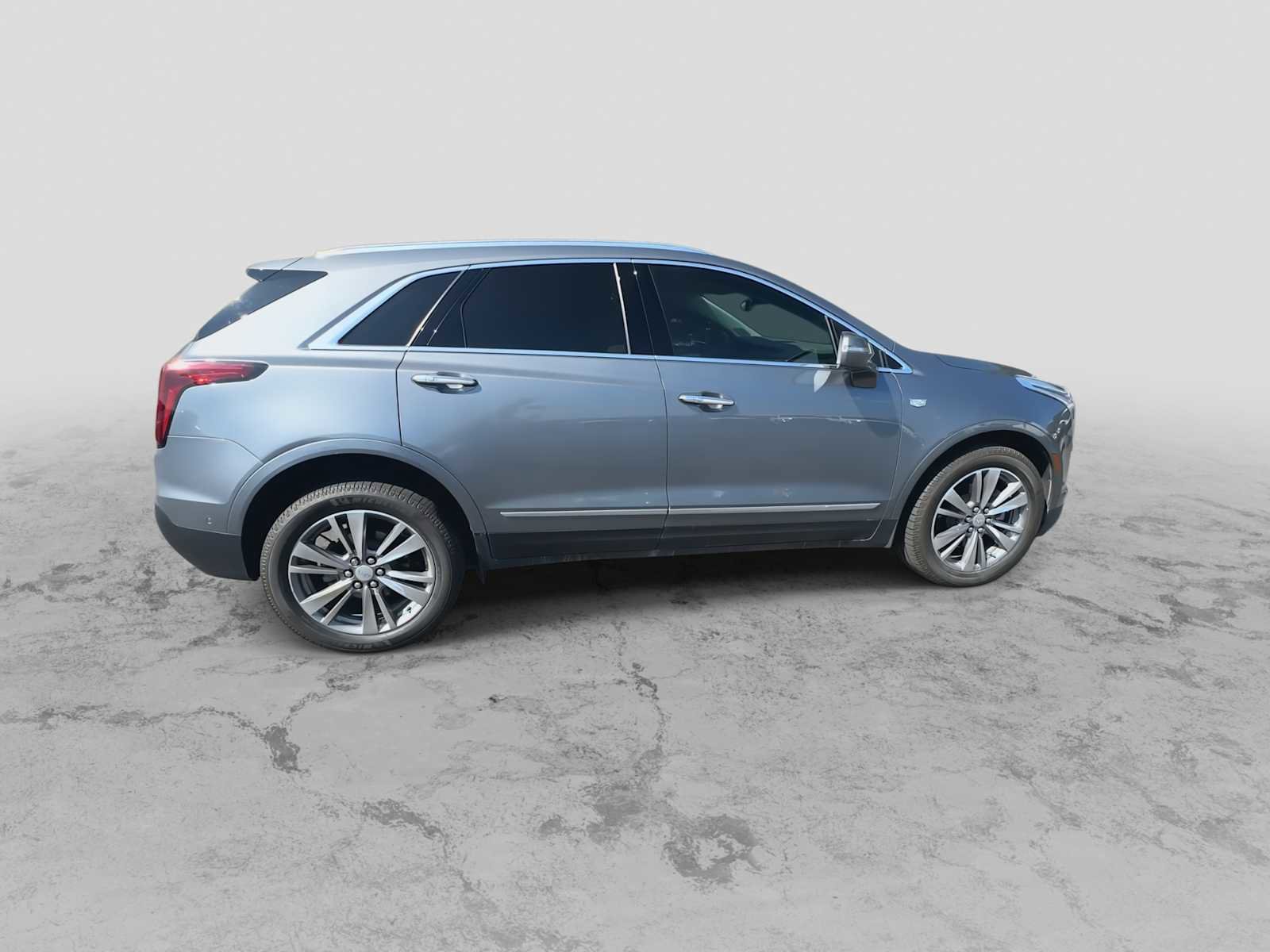 Used 2020 Cadillac XT5 Premium Luxury image 9