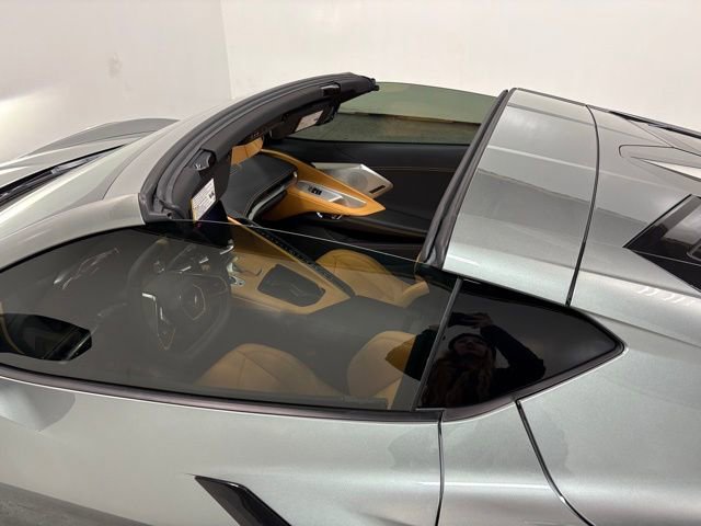 Used 2024 Chevrolet Corvette Stingray Preferred Cpe w/ Z51 Performance Package image 2