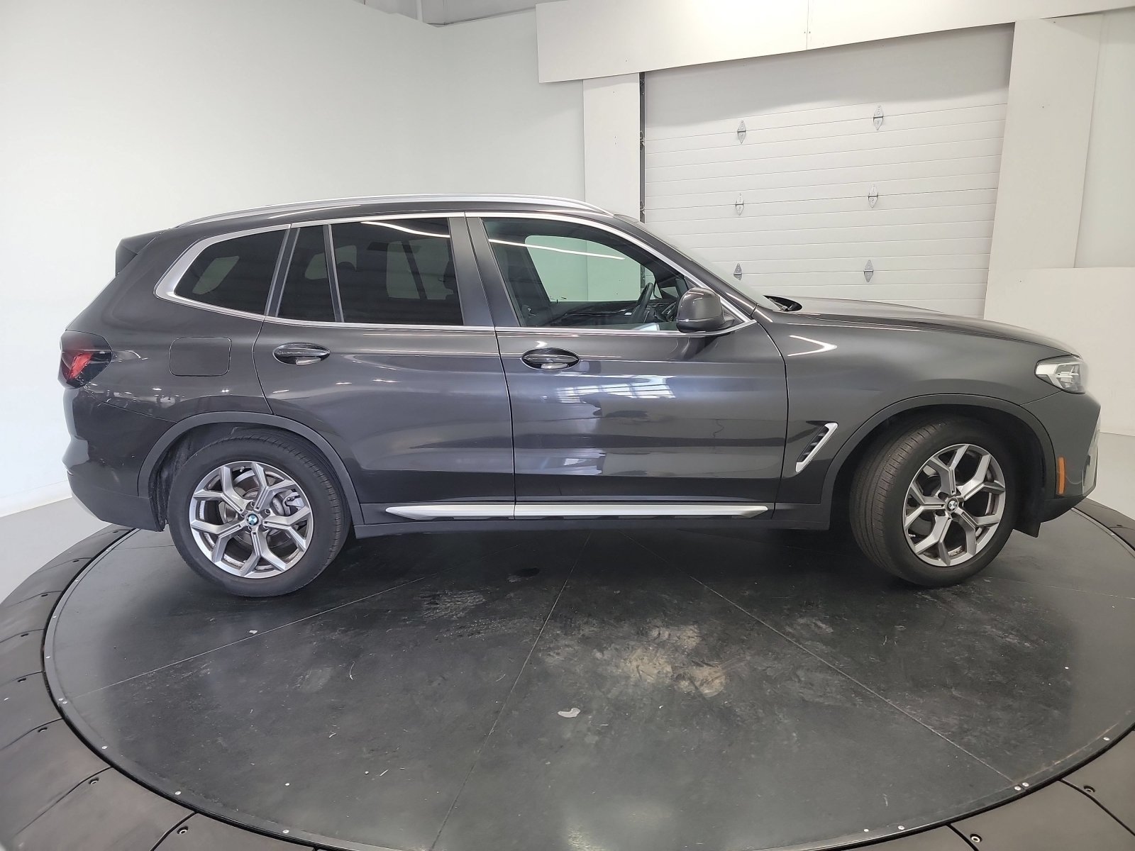 Used 2023 BMW X3 xDrive30i w/ Premium Package AWD/4WD image 11