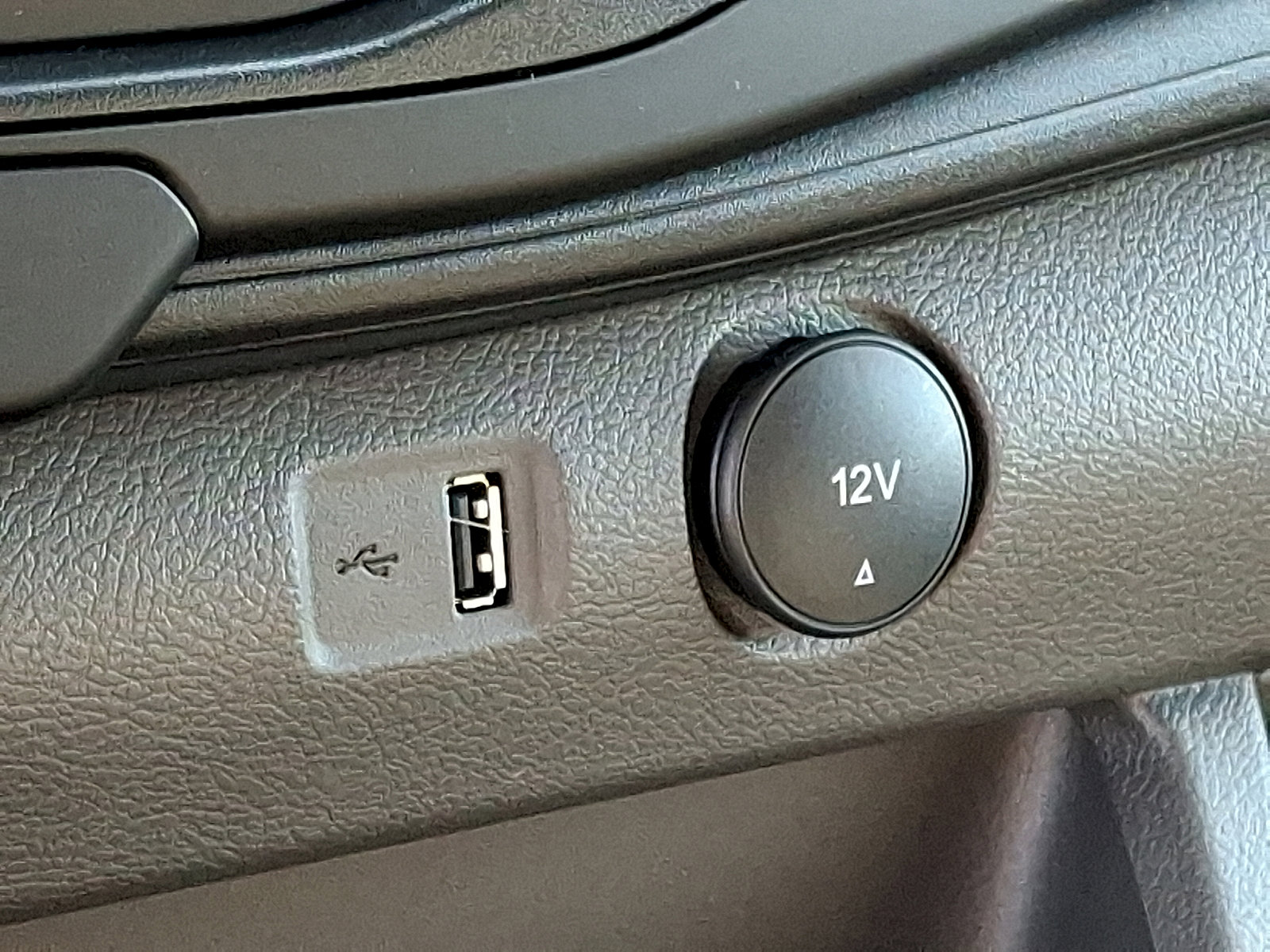 New 2026 Ford Transit 250 148 High Roof image 18