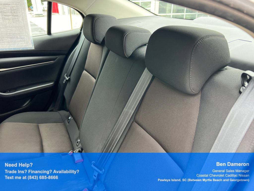 Used 2022 MAZDA MAZDA3 s FWD image 13