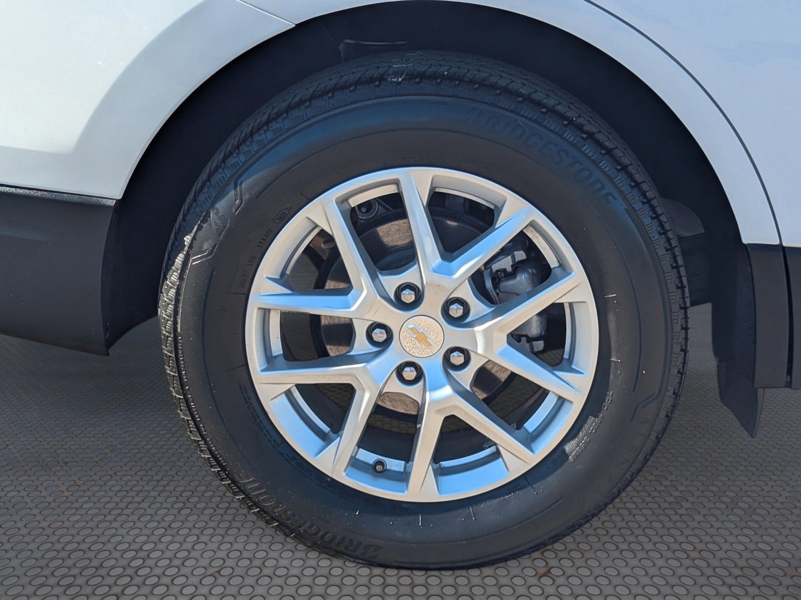 Used 2024 Chevrolet Equinox LS image 10