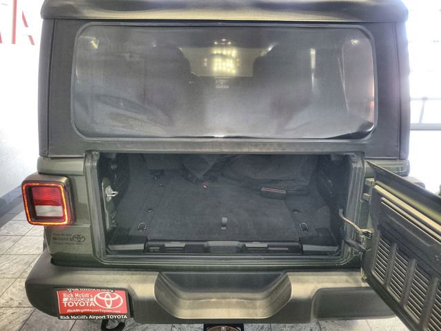 Used 2023 Jeep Wrangler Willys image 24