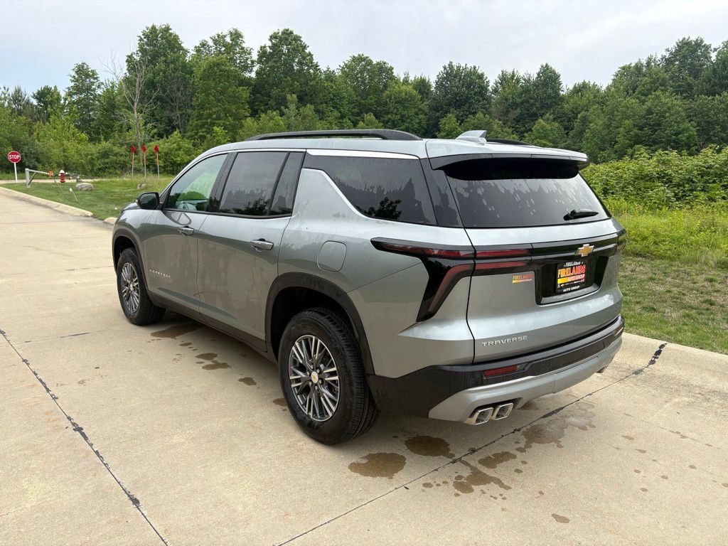 New 2026 Chevrolet Traverse LT w/ LPO, Floor Liner Package FWD image 7