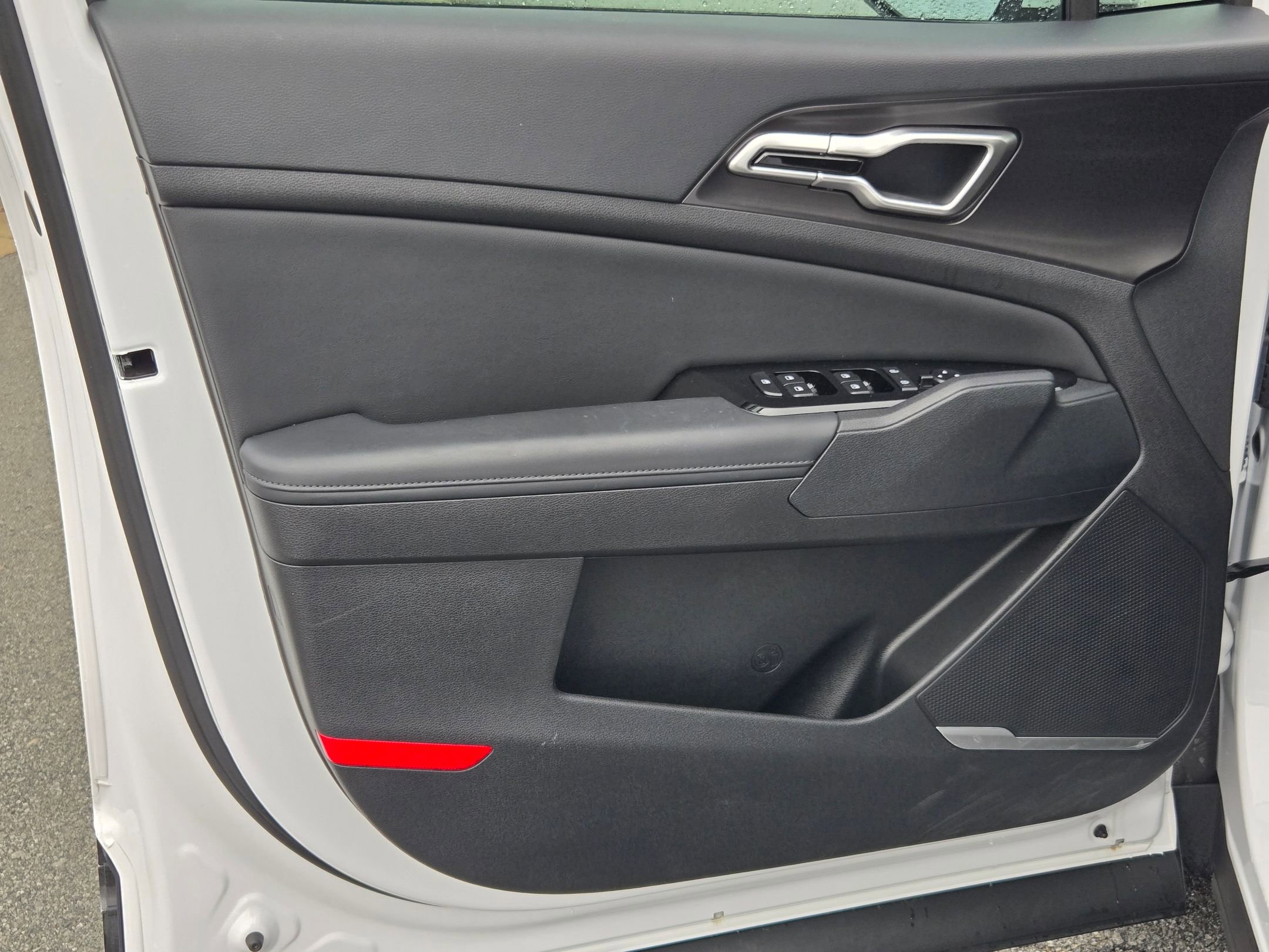 Used 2025 Kia Sportage EX w/ Premium Package FWD image 20