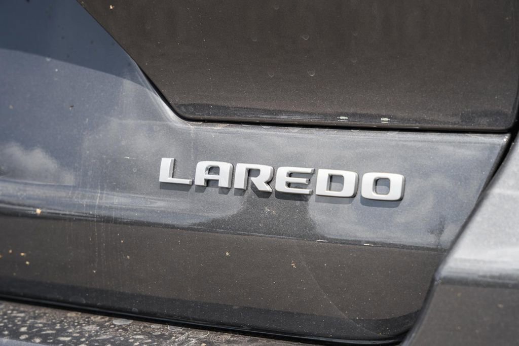 New 2025 Jeep Grand Cherokee Laredo X w/ Luxury Tech Group I image 8
