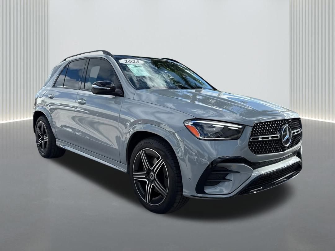 Used 2025 Mercedes-Benz GLE 350 4MATIC image 3