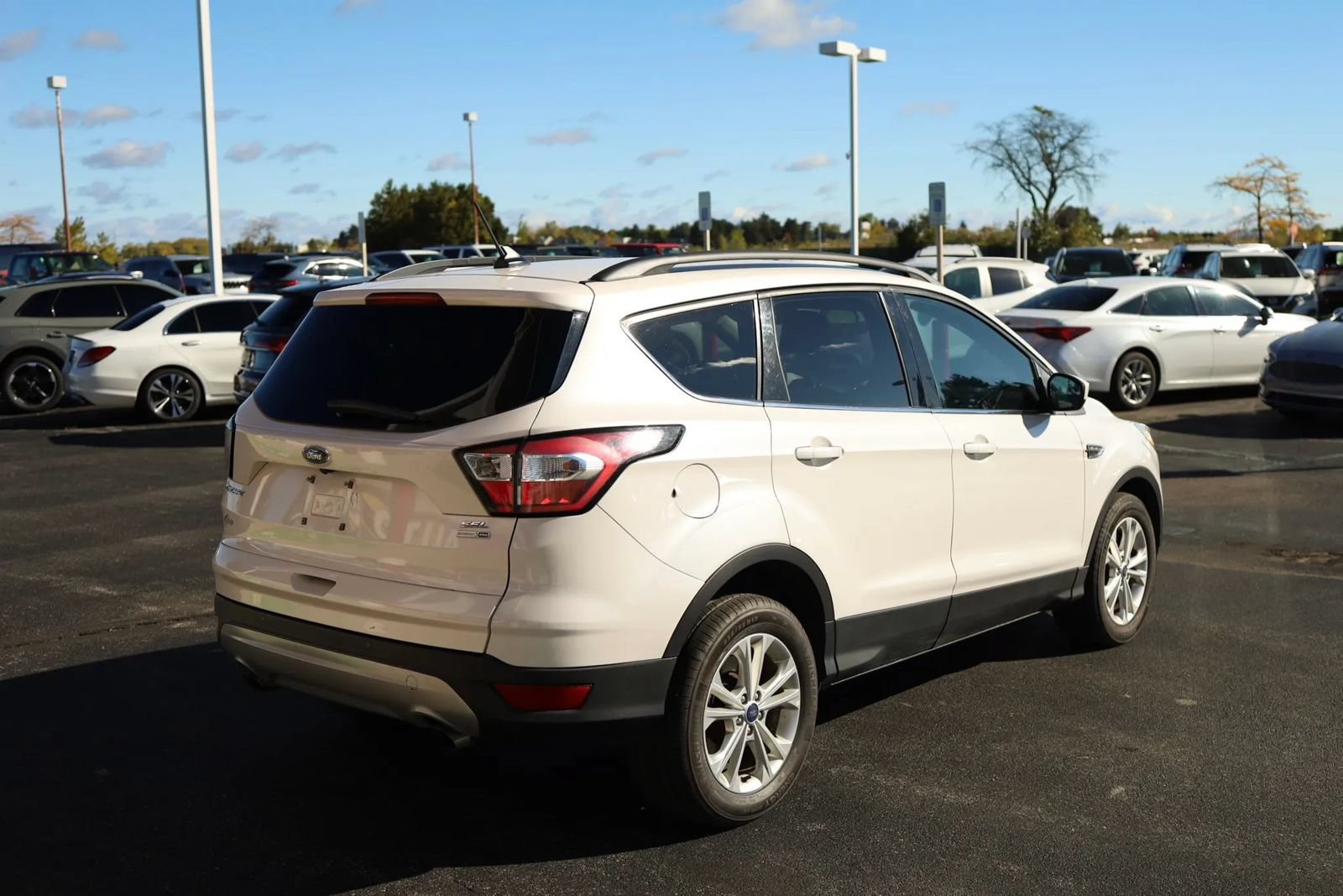 Used 2018 Ford Escape SEL AWD/4WD image 5