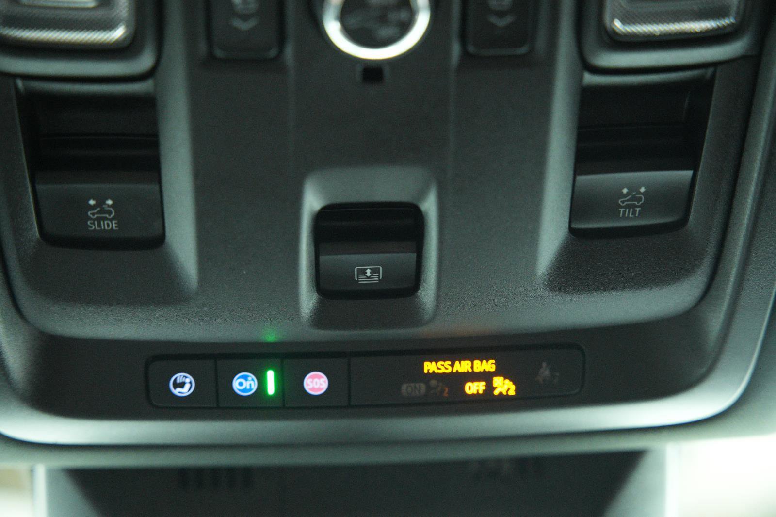 Used 2022 Cadillac Escalade Premium Luxury w/ Performance Package image 45