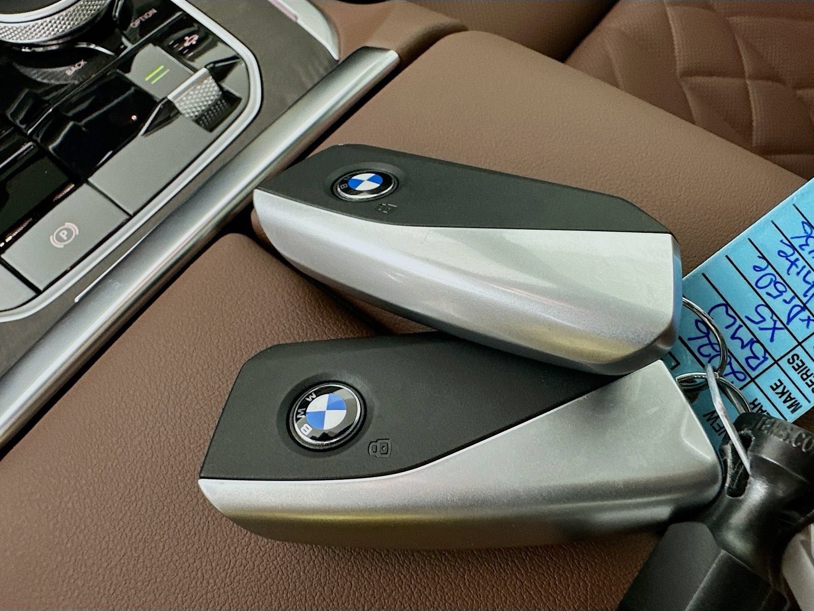 New 2026 BMW X5 xDrive50e w/ Premium Package AWD/4WD image 30