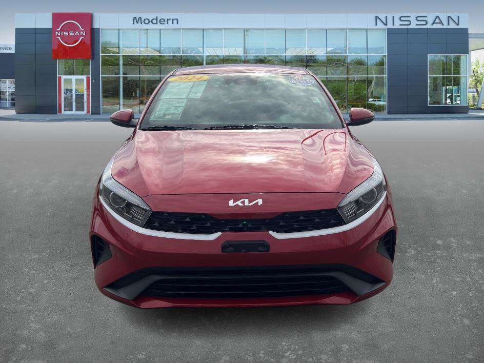 Used 2024 Kia Forte LXS w/ LXS Technology Package image 2