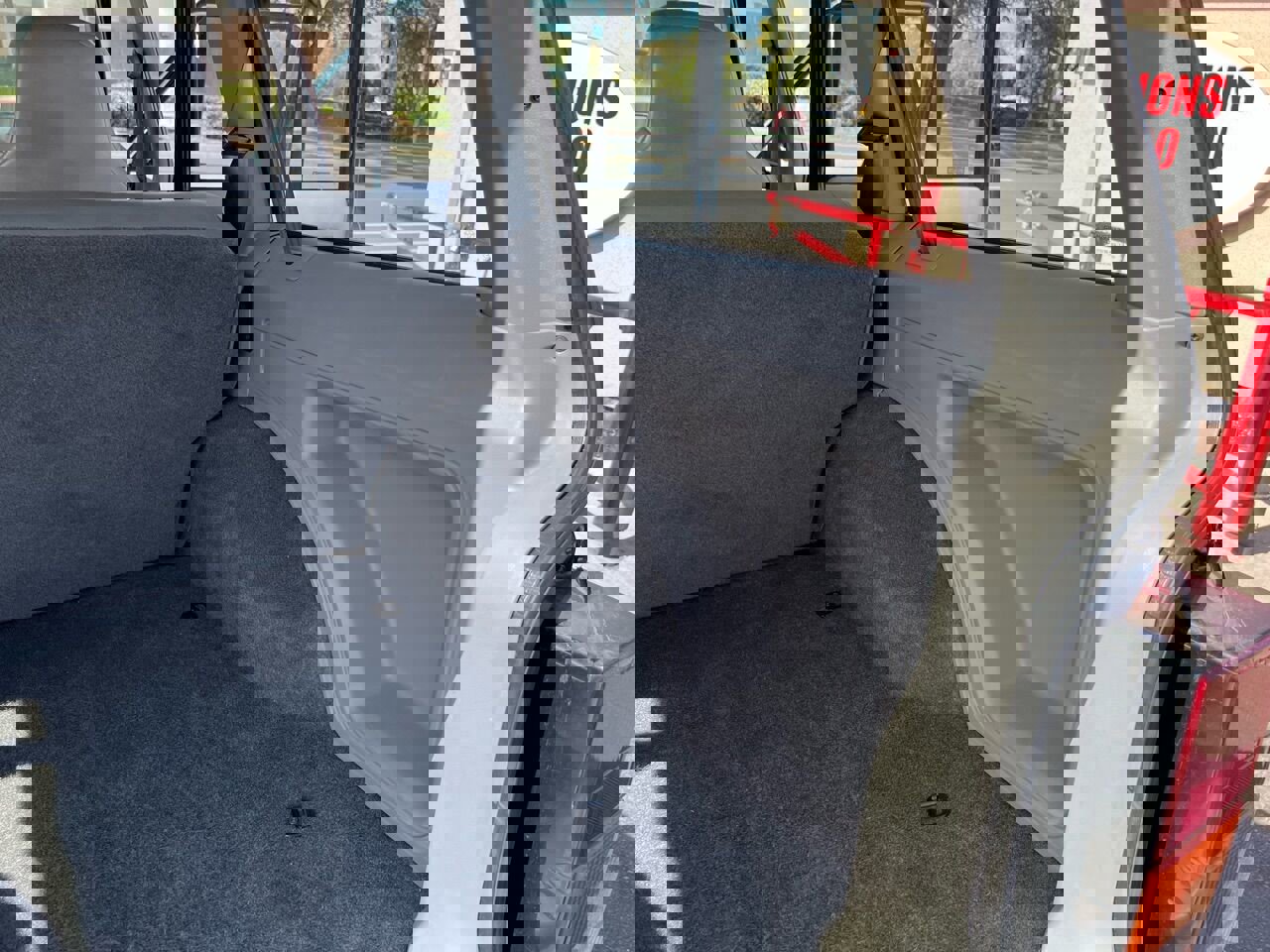 Used 1996 Jeep Cherokee 4WD 4-Door image 36