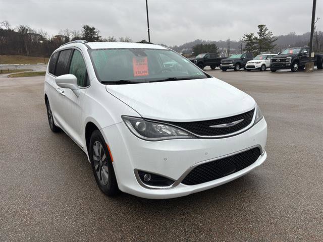 Used 2020 Chrysler Pacifica Touring-L Plus w/ Advanced Safetytec Group FWD image 6
