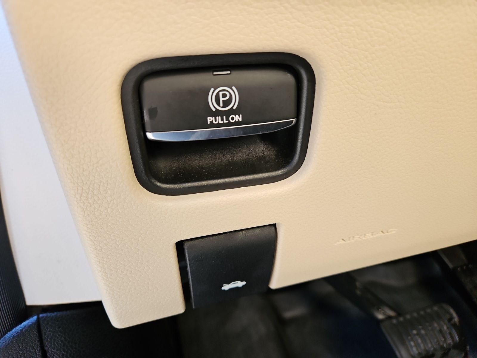 Used 2023 Jeep Grand Cherokee Limited RWD image 23