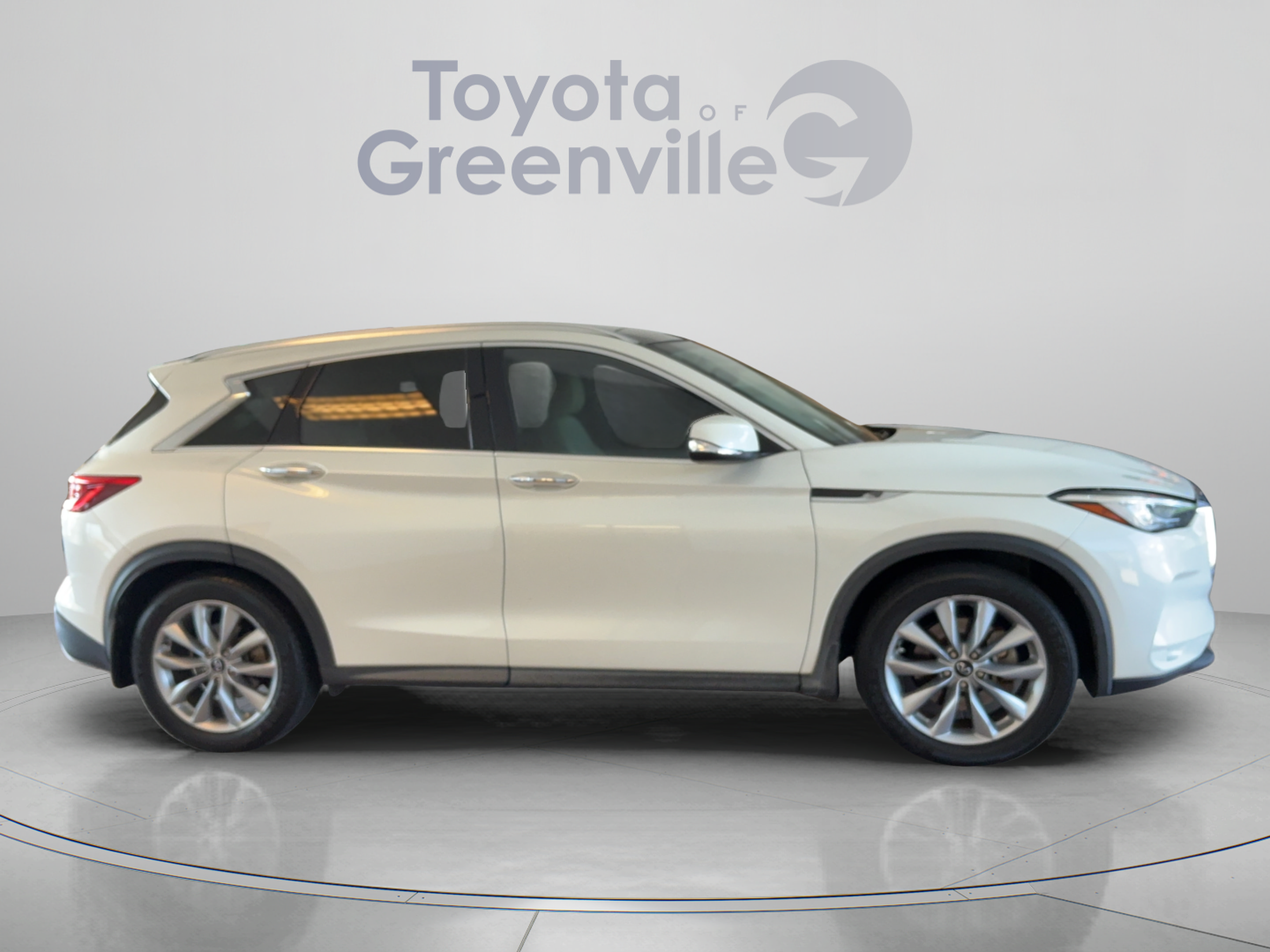 Used 2021 INFINITI QX50 Luxe FWD image 7