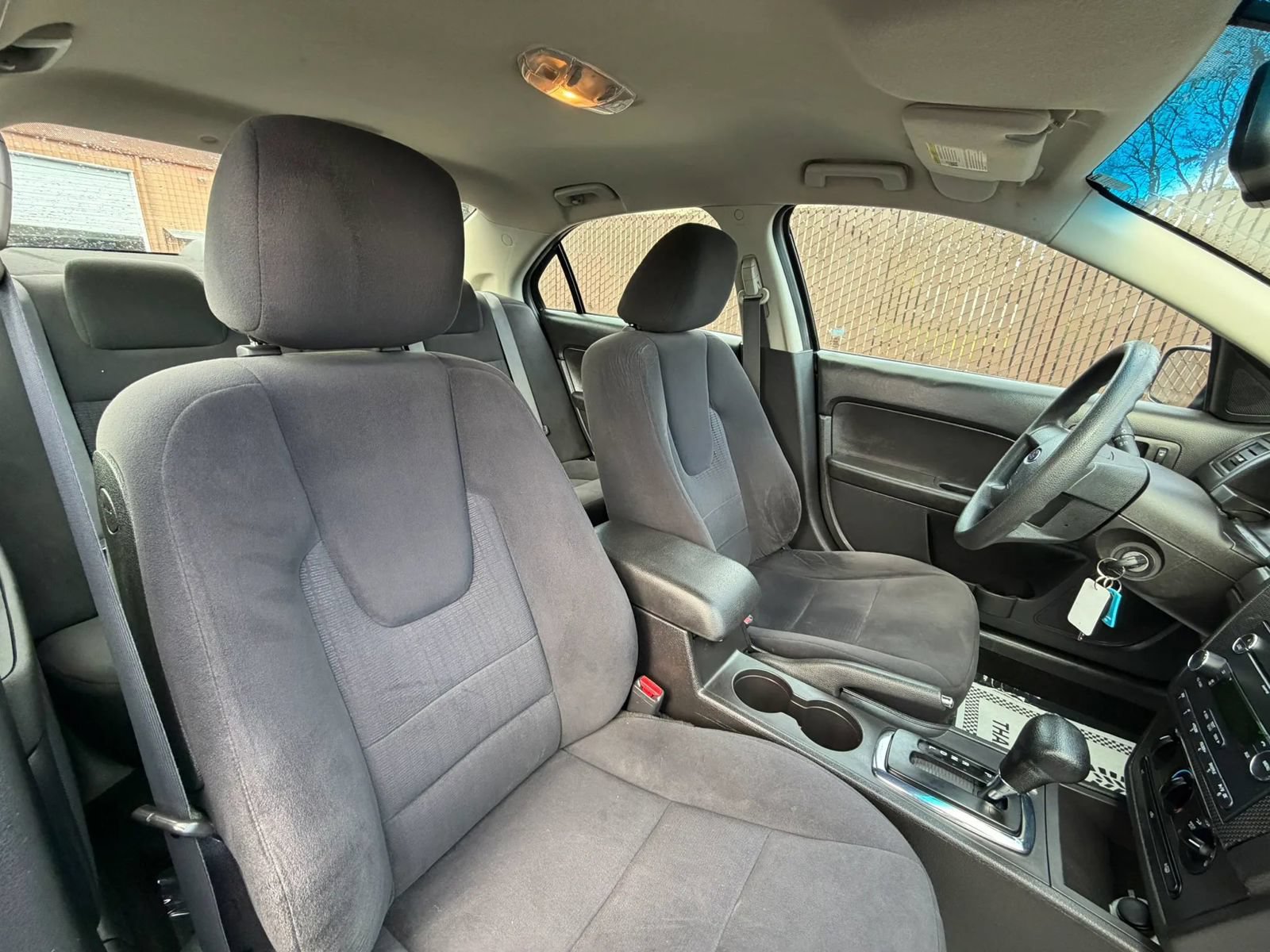 Used 2009 Ford Fusion SE FWD image 24