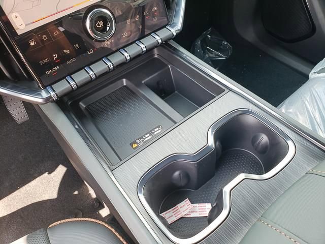 New 2026 GMC Acadia AT4 w/ Super Cruise Package image 11