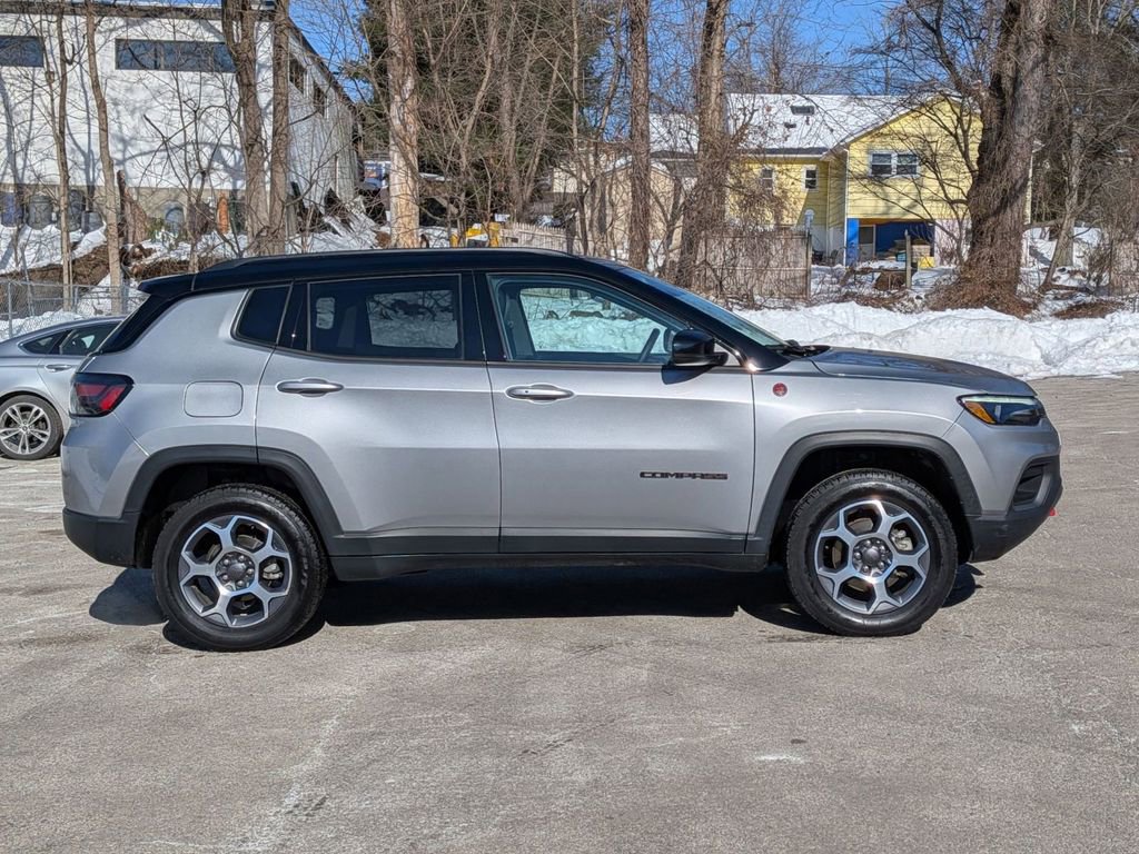 Certified 2022 Jeep Compass Trailhawk w/ Trailhawk Elite Group image 2