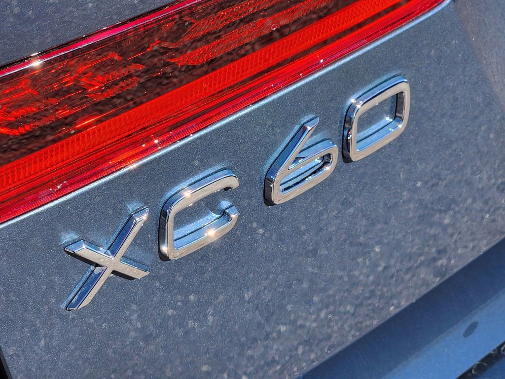 New 2026 Volvo XC60 B5 Ultra w/ Climate Package image 30