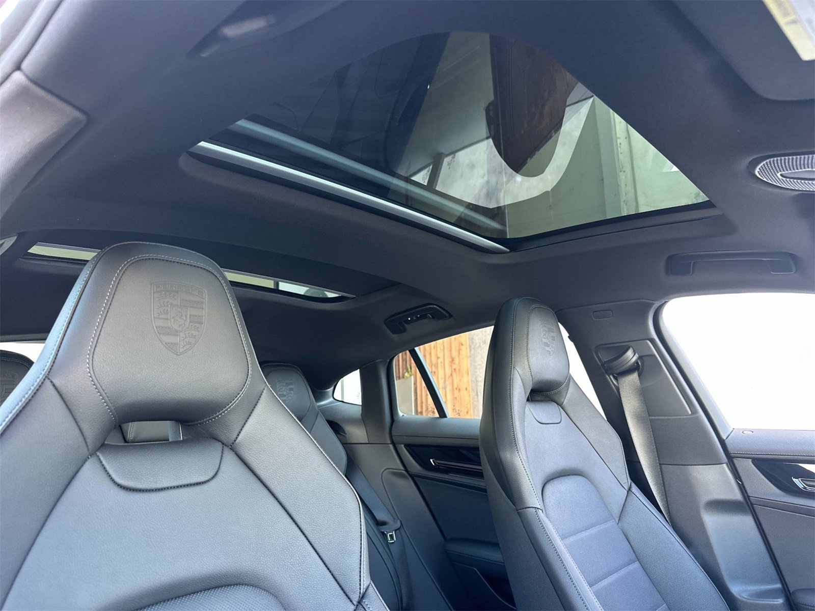 New 2025 Porsche Panamera 4 image 18