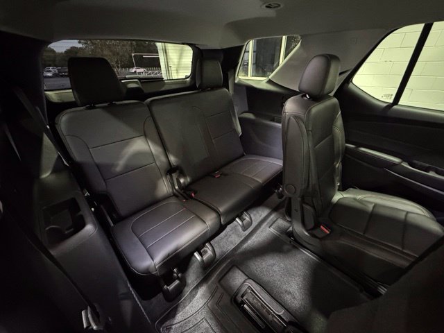 Used 2021 Chevrolet Traverse RS FWD image 13