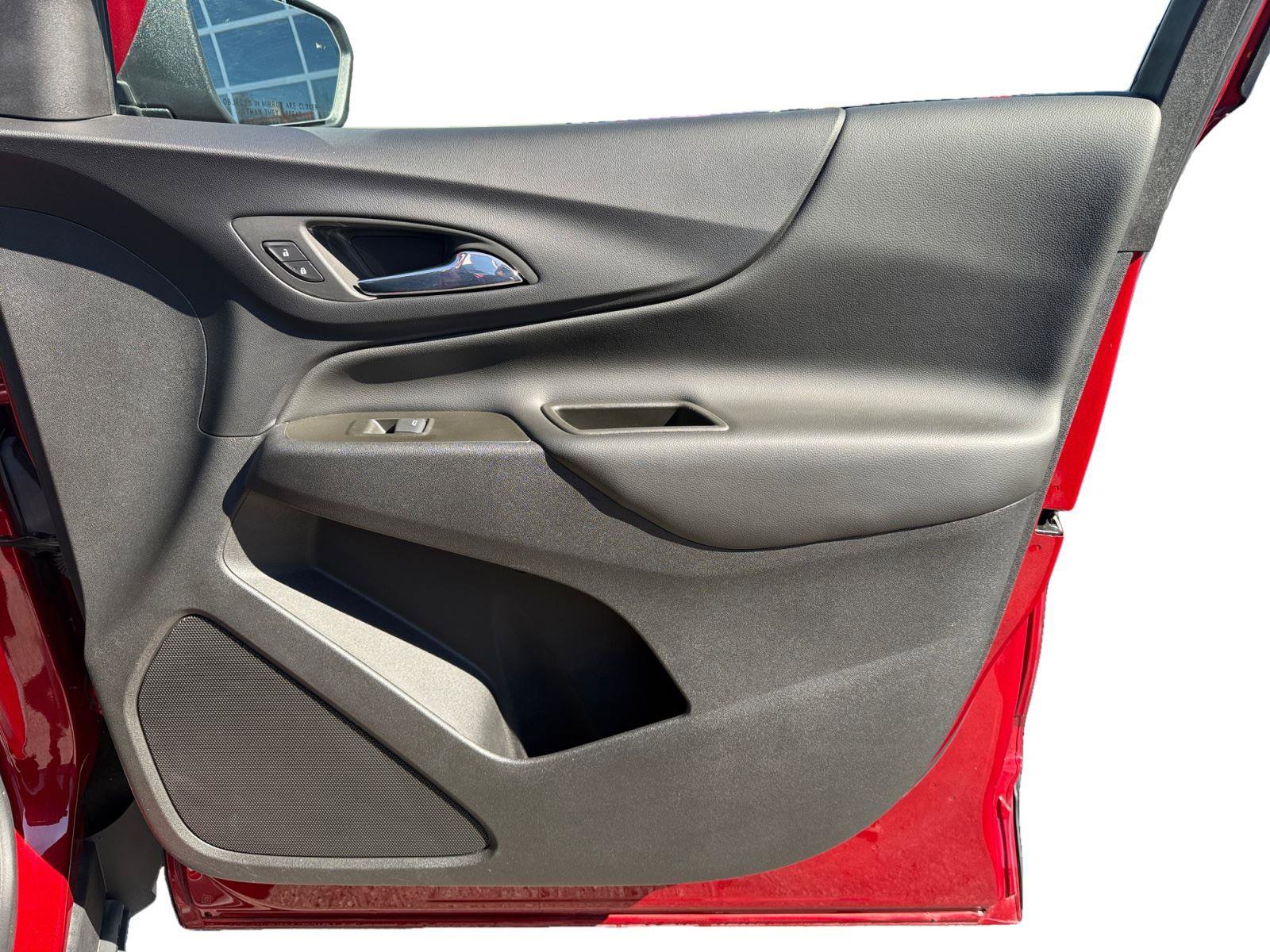 Used 2023 Chevrolet Equinox LT image 21