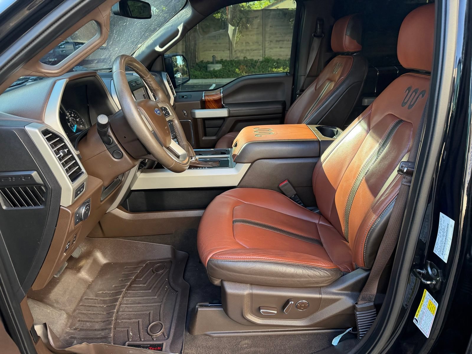Used 2019 Ford F150 King Ranch w/ Equipment Group 601A Luxury AWD/4WD image 10