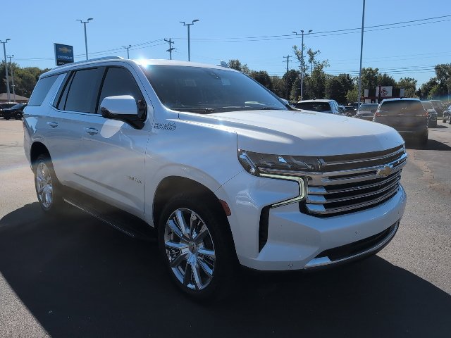 Used 2022 Chevrolet Tahoe High Country AWD/4WD image 14