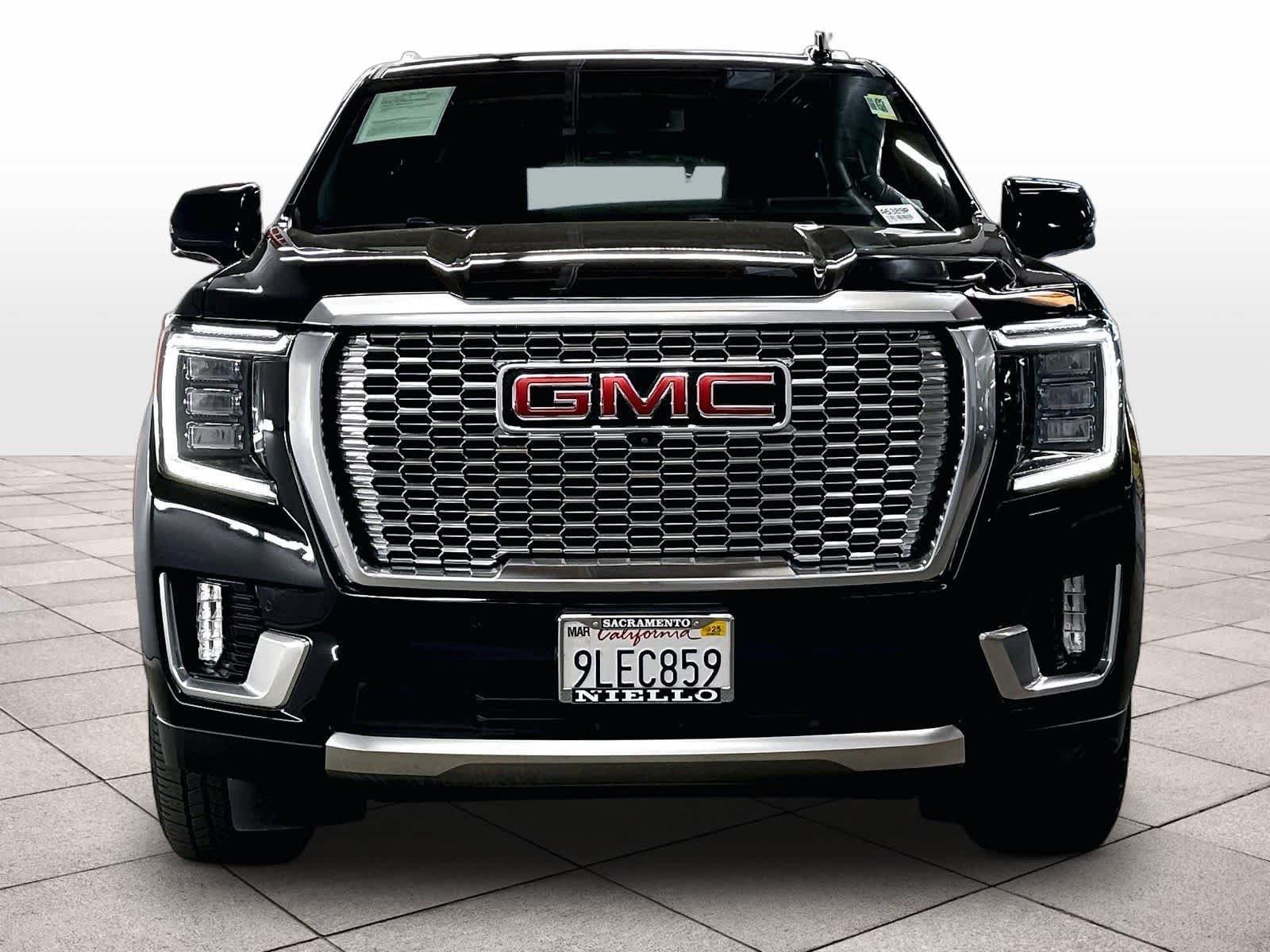 Used 2024 GMC Yukon Denali w/ Max Trailering Package AWD/4WD image 3