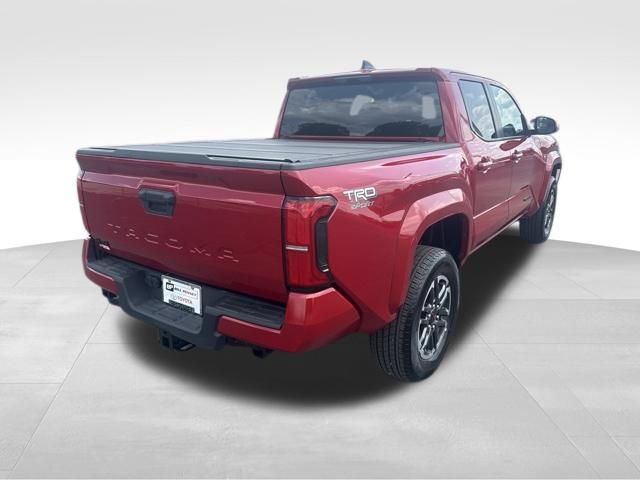Used 2025 Toyota Tacoma TRD Sport AWD/4WD image 5