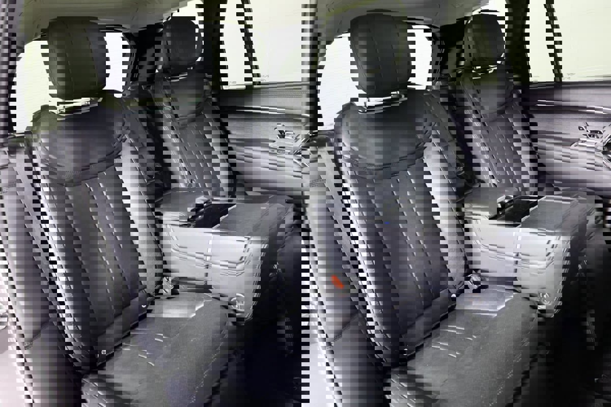 Used 2022 Land Rover Range Rover Long Wheelbase First Edition image 43